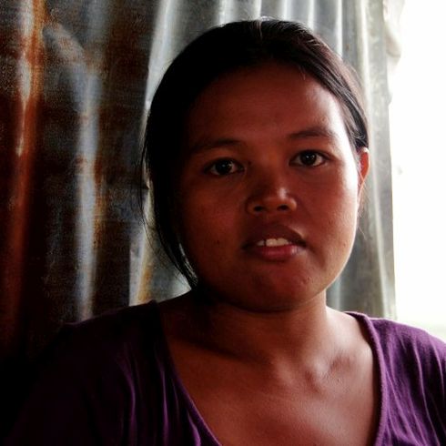 Wilma, 30, ist schwanger und bekommt in einer Woche ihr Baby. Für sie ist die Geburt ein Zeichen des Neuanfangs nach Taifun Haiyan. (Foto: CARE)